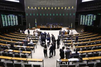 plenario-pode-votar-reajuste-para-seguranca-do-df-e-regras-para-transferencia-de-veiculos