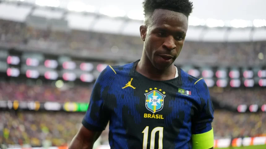 franca-vence-com-10-e-da-choque-de-realidade-no-brasil-a-76-dias-da-copa