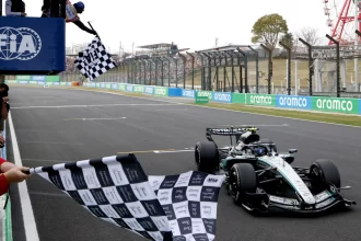 kimi-antonelli-vence-gp-do-japao-e-faz-historia-na-formula-1