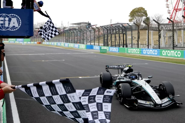 kimi-antonelli-vence-gp-do-japao-e-faz-historia-na-formula-1