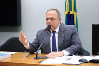 comissao-aprova-regras-para-agilizar-socorro-por-telefone-em-casos-de-engasgo