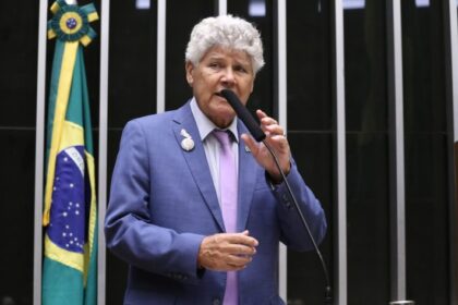 projeto-obriga-orgaos-publicos-a-receber-documentos-por-e-mail-institucional