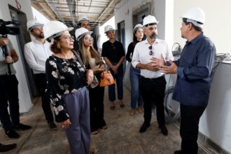 diretores-da-aleto-visitam-novo-predio-do-poder-legislativo
