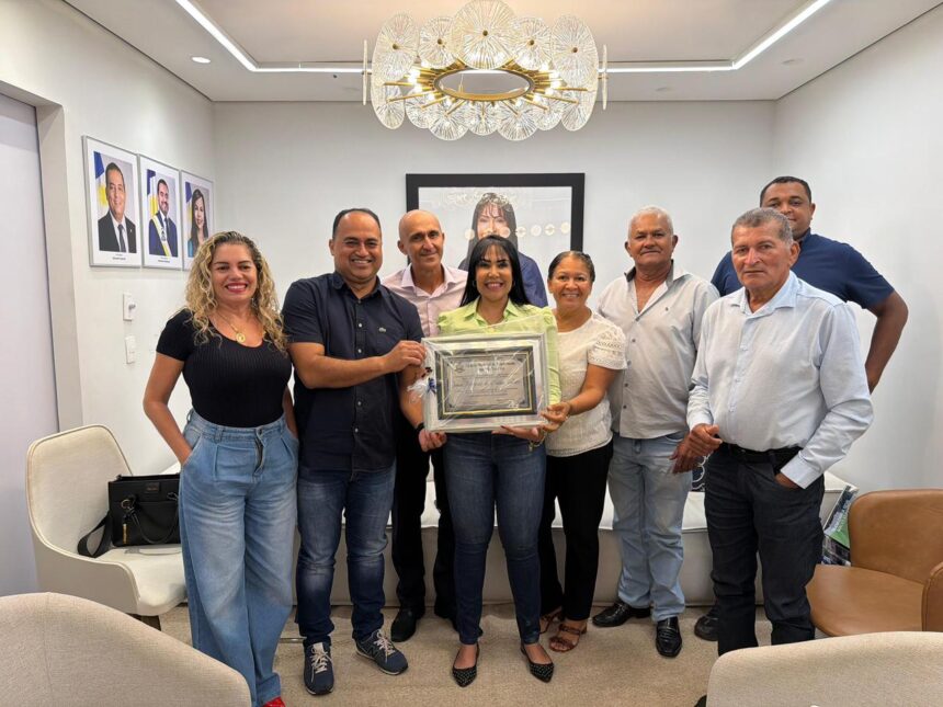 deputada-janad-valcari-recebe-titulo-de-cidada-wanderlandense-e-reforca-compromisso-com-wanderlandia