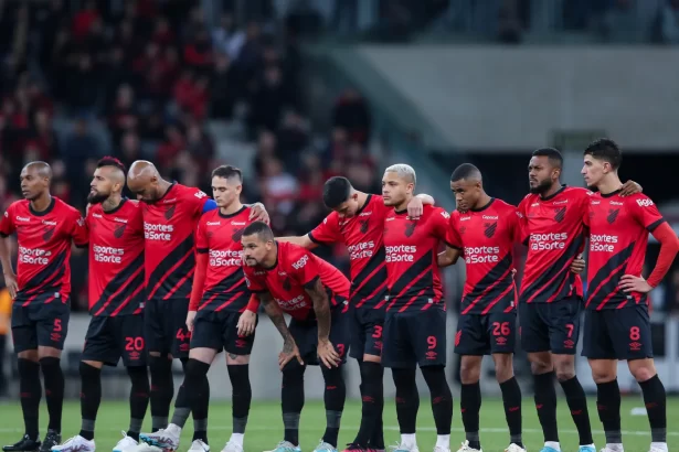 athletico-pr-visita-bahia-de-olho-na-lideranca-e-tenta-manter-embalo-no-brasileirao
