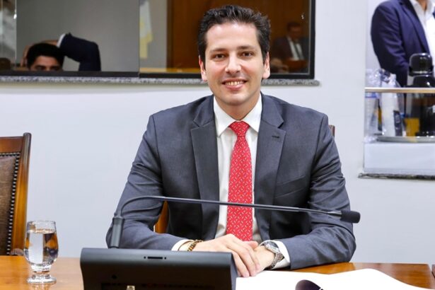 aprovado-pl-de-olyntho-que-proibe-protesto-em-cartorio-de-contas-de-baixo-valor-no-tocantins