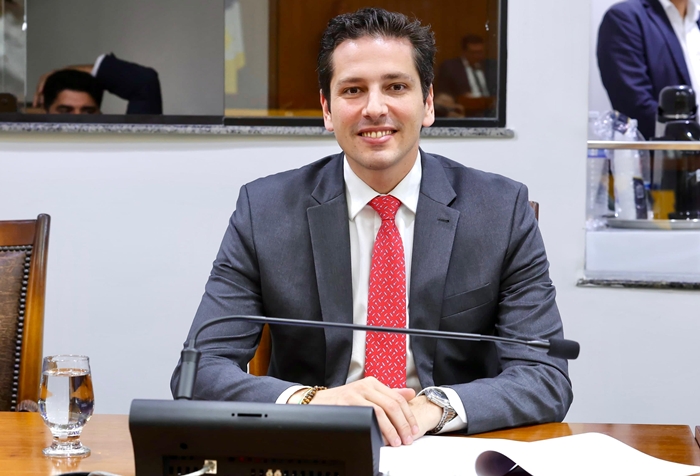 aprovado-pl-de-olyntho-que-proibe-protesto-em-cartorio-de-contas-de-baixo-valor-no-tocantins