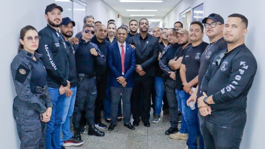 moisemar-marinho-articula-aprovacao-de-nivel-superior-e-pccs-para-policia-penal-no-tocantins