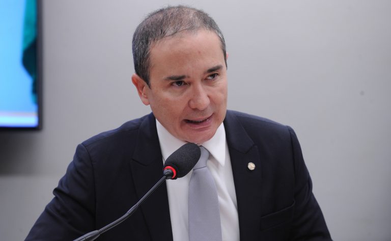 projeto-exige-academias-com-profissionais-capacitados-para-pessoas-idosas-ou-com-deficiencia