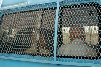 franca-condena-ex-jogadores-de-rugbi-a-ate-14-anos-de-prisao-por-estupro