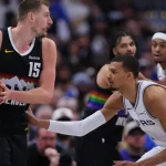 jokic-leva-a-melhor-sobre-wembanyama-e-decide-vitoria-do-nuggets-contra-spurs-na-nba