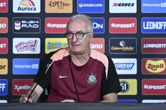 apos-queda-de-dorival,-brasileiro-tem-media-de-um-treinador-demitido-por-rodada