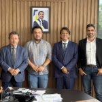 deputado-vilmar-garante-compromisso-da-ageto-para-manutencao-e-projeto-de-pavimentacao-na-to-446