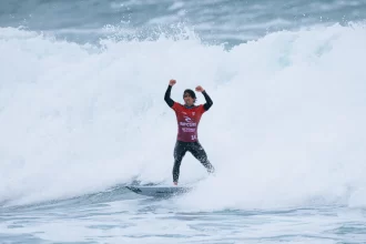 miguel-pupo-vence-australiano-de-virada-e-vai-as-quartas-em-bells-beach