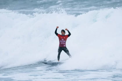miguel-pupo-vence-australiano-de-virada-e-vai-as-quartas-em-bells-beach