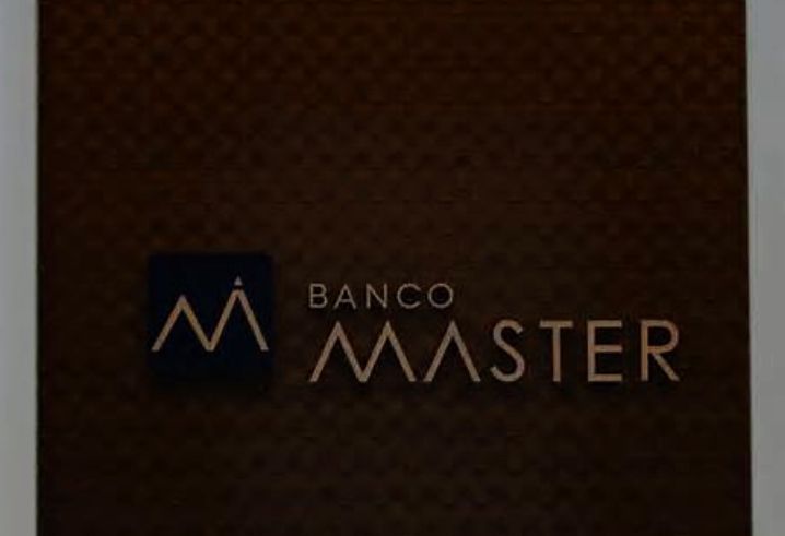 banco-master-declara-pagamentos-milionarios-a-temer,-lewandowski,-mantega-e-acm-neto,-revelam-documentos-da-receita