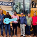 lazaro-botelho-reforca-atuacao-municipalista-e-entrega-patrol-para-lagoa-do-tocantins-por-meio-da-codevasf