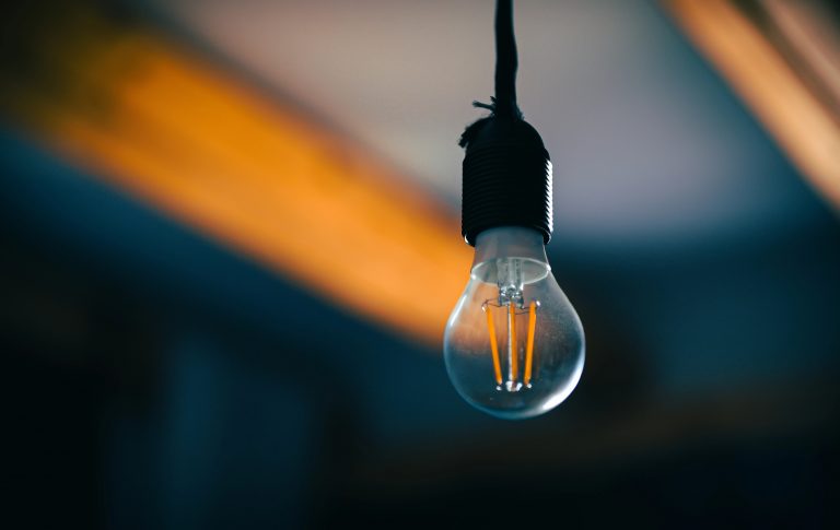 comissao-debate-implementacao-do-luz-para-todos-no-amazonas-e-em-minas-gerais