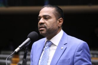 comissao-aprova-alerta-em-rotulo-sobre-efeito-de-remedio-em-motoristas