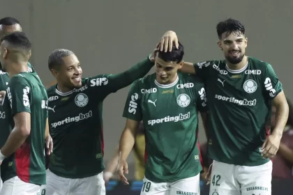corinthians-testa-os-riscos-de-diniz-contra-o-solido-palmeiras-do-ausente-abel-ferreira