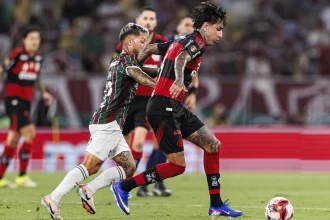 fluminense-e-flamengo-fazem-classico-de-olho-no-g-4-do-brasileirao-apos-largada-na-libertadores