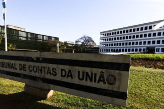 comissao-debate-guia-de-boas-praticas-em-contratacoes-publicas-de-publicidade
