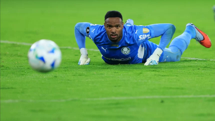 racismo-contra-carlos-miguel-deve-render-multa-de-ate-r$-100-mil-ao-corinthians