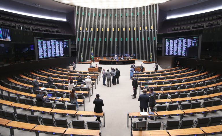 camara-aprova-projeto-que-direciona-5%-das-multas-de-transito-ao-fundo-nacional-de-seguranca