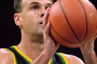 oscar-impressionou-kobe,-derrotou-robinson-e-recebeu-de-bird-seu-maior-premio