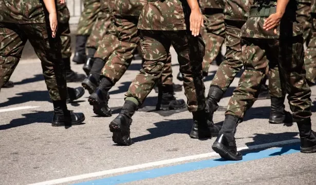 exercito-credenciou-master-para-emprestimos-consignados-e-repassou-r$-39-mi-ao-banco