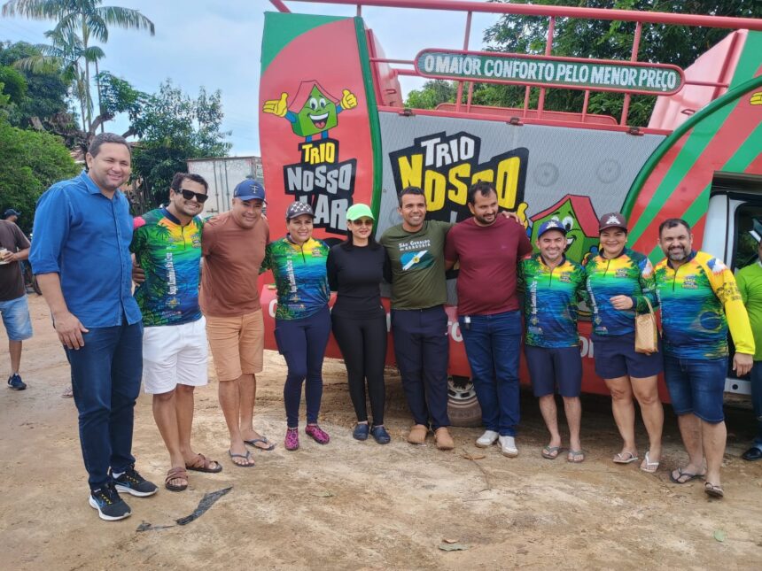 de-xambioa-a-santa-cruz:-mayck-camara-e-junior-diamantino-marcam-presenca-no-10o-passeio-nautico-no-rio-araguaia