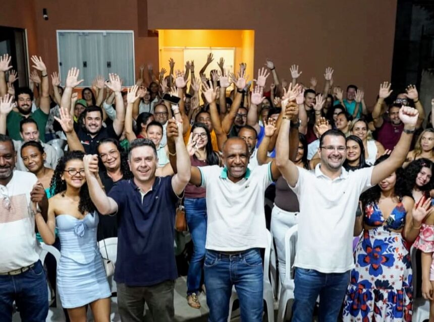 com-forte-presenca-popular,-soldado-alcivan-declara-apoio-a-marcos-duarte-e-thiago-dimas-em-reuniao-com-grande-publico-em-araguaina