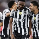 botafogo-deixa-de-lado-a-saida-de-textor-e-foca-no-internacional-pelo-brasileirao