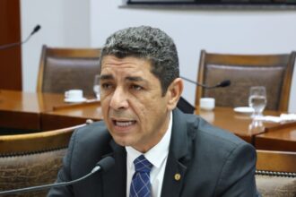 valdemar-junior-diz-que-o-governo-entregara-em-breve-o-asfalto-entre-conceicao-do-tocantins-e-taipas