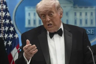 trump-diz-que-motivo-dos-disparos-nao-esta-claro-e-que-atirador-e-‘lobo-solitario’