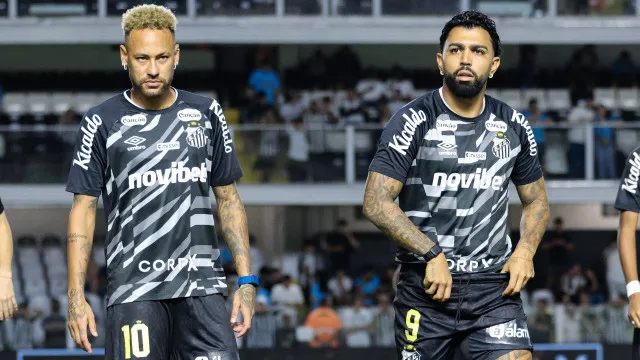 cuca-tera-conversa-com-neymar-e-gabigol-por-duelo-no-sintetico-do-allianz