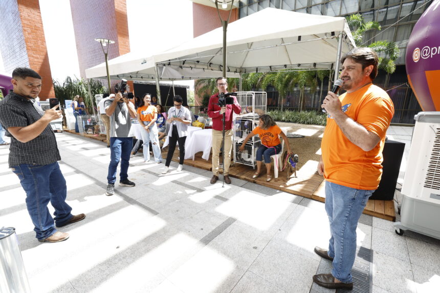 assembleia-legislativa-incentiva-causa-animal-na-4a-feira-de-adocao