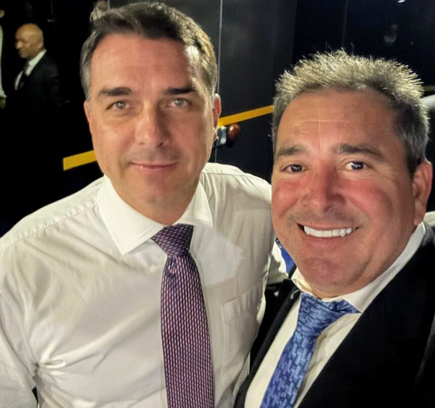 vereador-israel-da-terezona-ganha-destaque-nacional-e-se-reune-com-flavio-bolsonaro-no-senado-federal