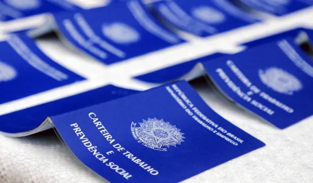 fim-da-escala-6×1-e-principal-bandeira-nos-atos-do-1°-de-maio-no-pais