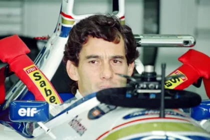 ayrton-senna-morreu-ha-32-anos:-relembre-32-momentos-do-idolo-brasileiro