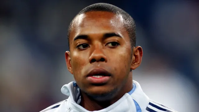 robinho-tem-nova-defesa,-e-advogado-fala-em-mudanca-de-estrategia
