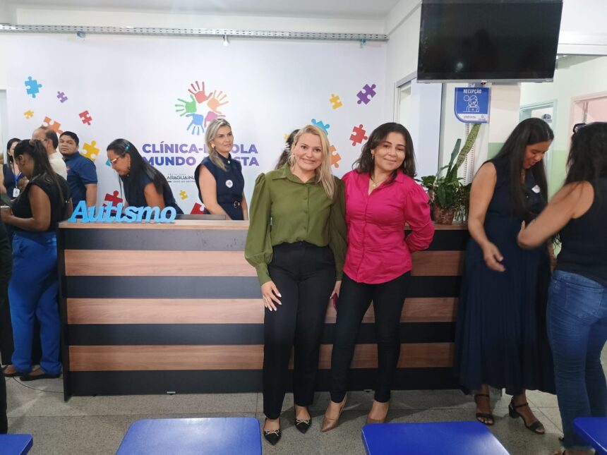 alessandra-pereira-participa-da-reinauguracao-da-clinica-escola-mundo-autista-em-araguaina