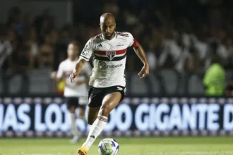 lucas-e-banco-contra-bahia,-e-sao-paulo-traca-‘plano’-para-idolo-ir-a-campo