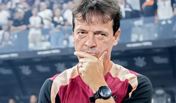 mirassol-vence-o-corinthians,-que-perde-a-primeira-com-diniz-e-volta-ao-z4