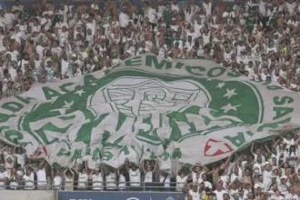 palmeiras-e-denunciado-por-invasao-de-‘hulk’,-e-santos,-por-atraso