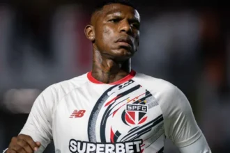 sao-paulo-descarta-rescisao,-e-arboleda-fica-no-clube-ate-a-proxima-janela