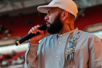 dani-alves-discursa-em-evento-religioso-em-madri:-“cristo-me-fez-livre”