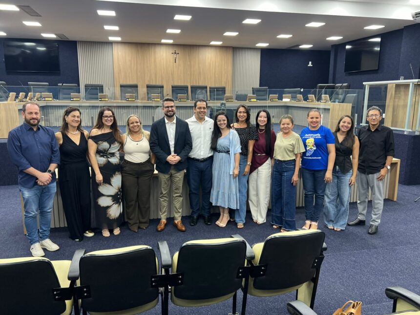 mantoan-defende-politicas-publicas-para-os-neurodivergentes-no-forum-“alem-da-cota”,-em-gurupi