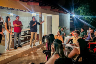 compromisso-com-filadelfia:-marcus-marcelo-reforca-fortalecimento-da-educacao-e-anuncia-recursos