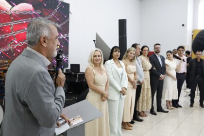 liderada-por-geneci-almeida,-acao-solidaria-de-servidores-da-aleto-marca-celebracao-do-dia-das-maes